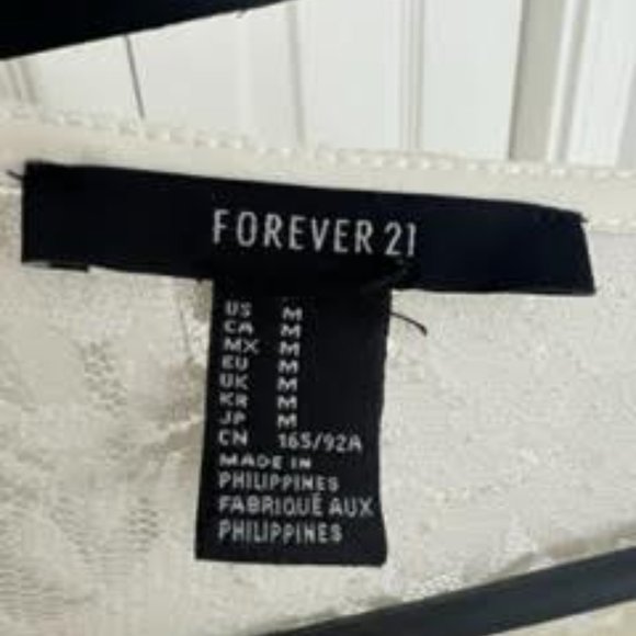 Forever21 Off-White Lace Bodycon Dress - Picture 2 of 3